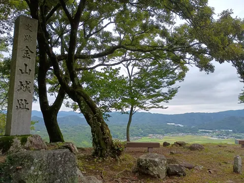 美濃金山城