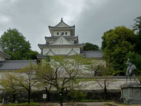 大垣城