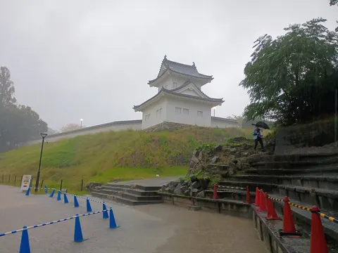 岡崎城 3